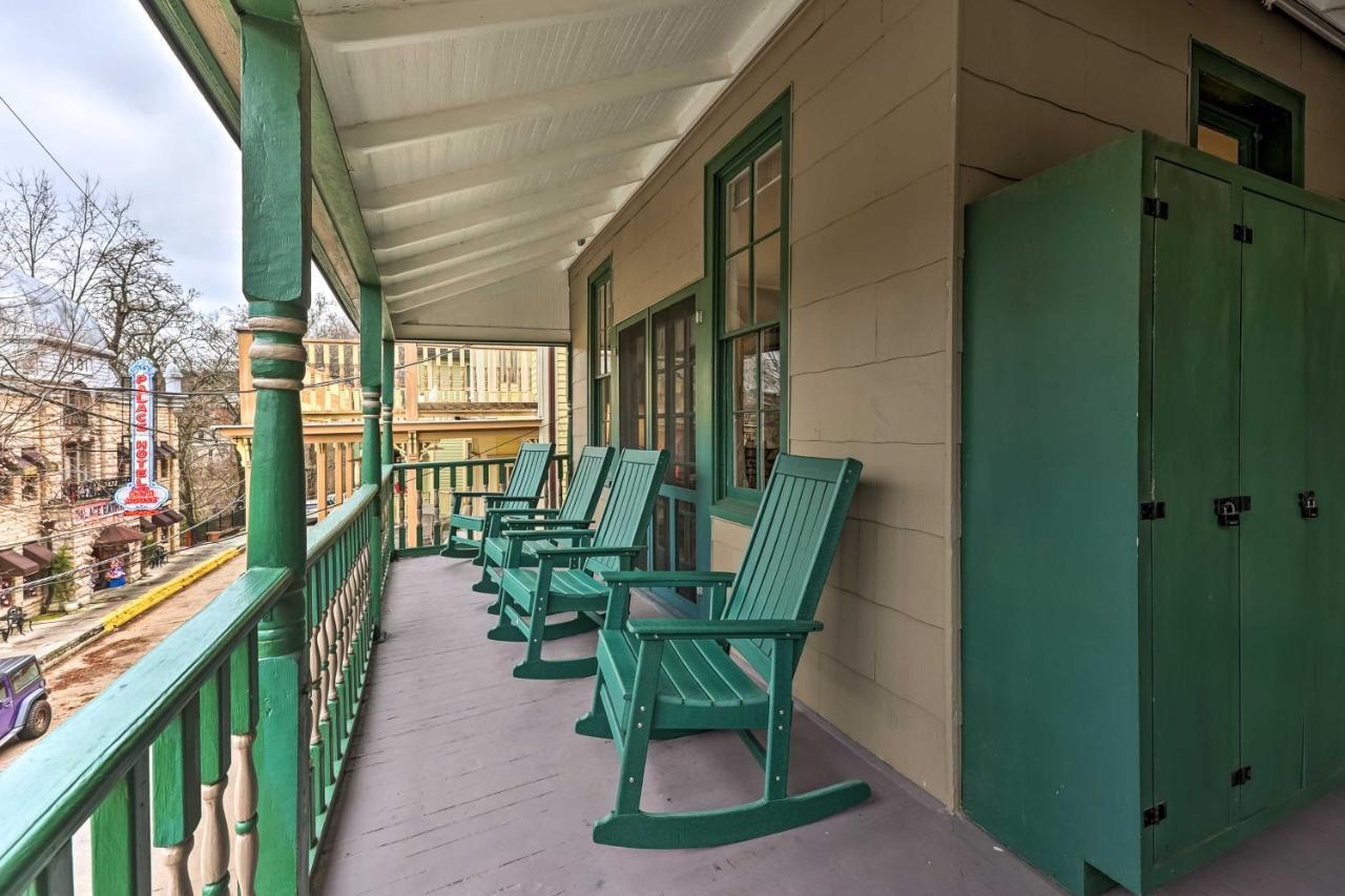 Cozy Eureka Springs Cottage, Walk To Dtwn! Экстерьер фото