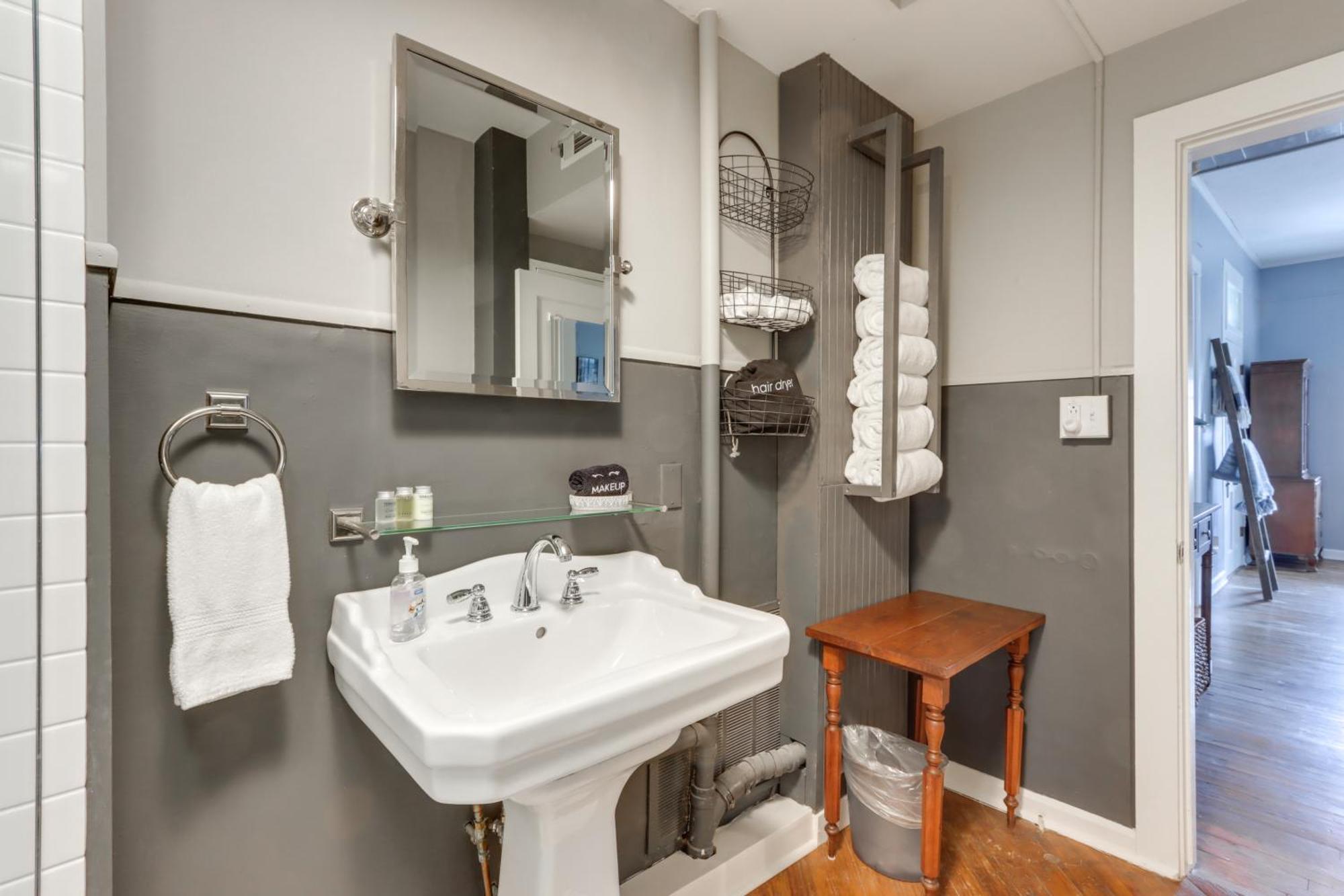Cozy Eureka Springs Cottage, Walk To Dtwn! Экстерьер фото